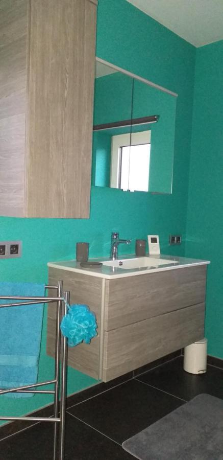 Chez Chantal - Appartement Privatif Yvoir Kültér fotó